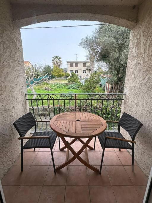 Villa Constance 3 Antibes - Spacieux Logement En Dernier Etage מראה חיצוני תמונה